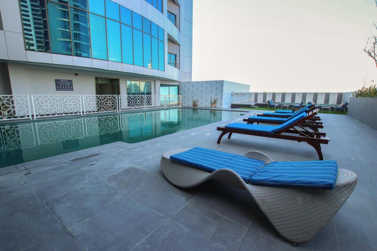 The Seven Manama
